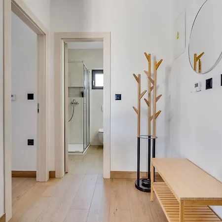 Apartment Luxury Terra Maiorum-2 By Interhome Povljana