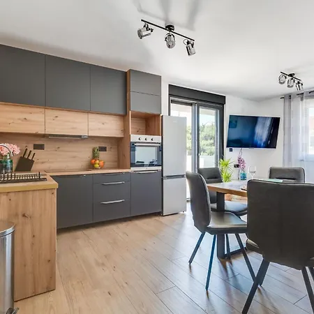 Luxury Terra Maiorum-2 By Interhome *