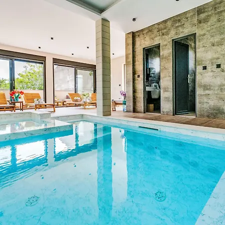 Luxury Terra Maiorum-2 By Interhome